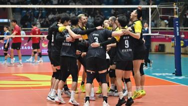 镜报：利物浦持续阵容大清洗，三位青训小将可能离队